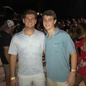 Meet your Posher, Traylor